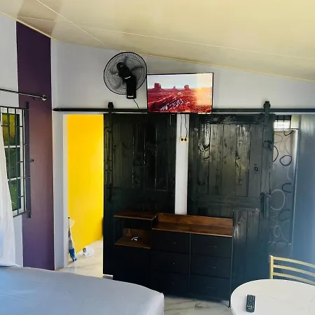 Rose Haven Apartment
